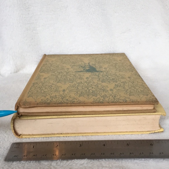 Rabbit Hill Robert Lawson + Uncle Wiggly’s Story Book Howard Garis - VINTAGE - Picture 15 of 16